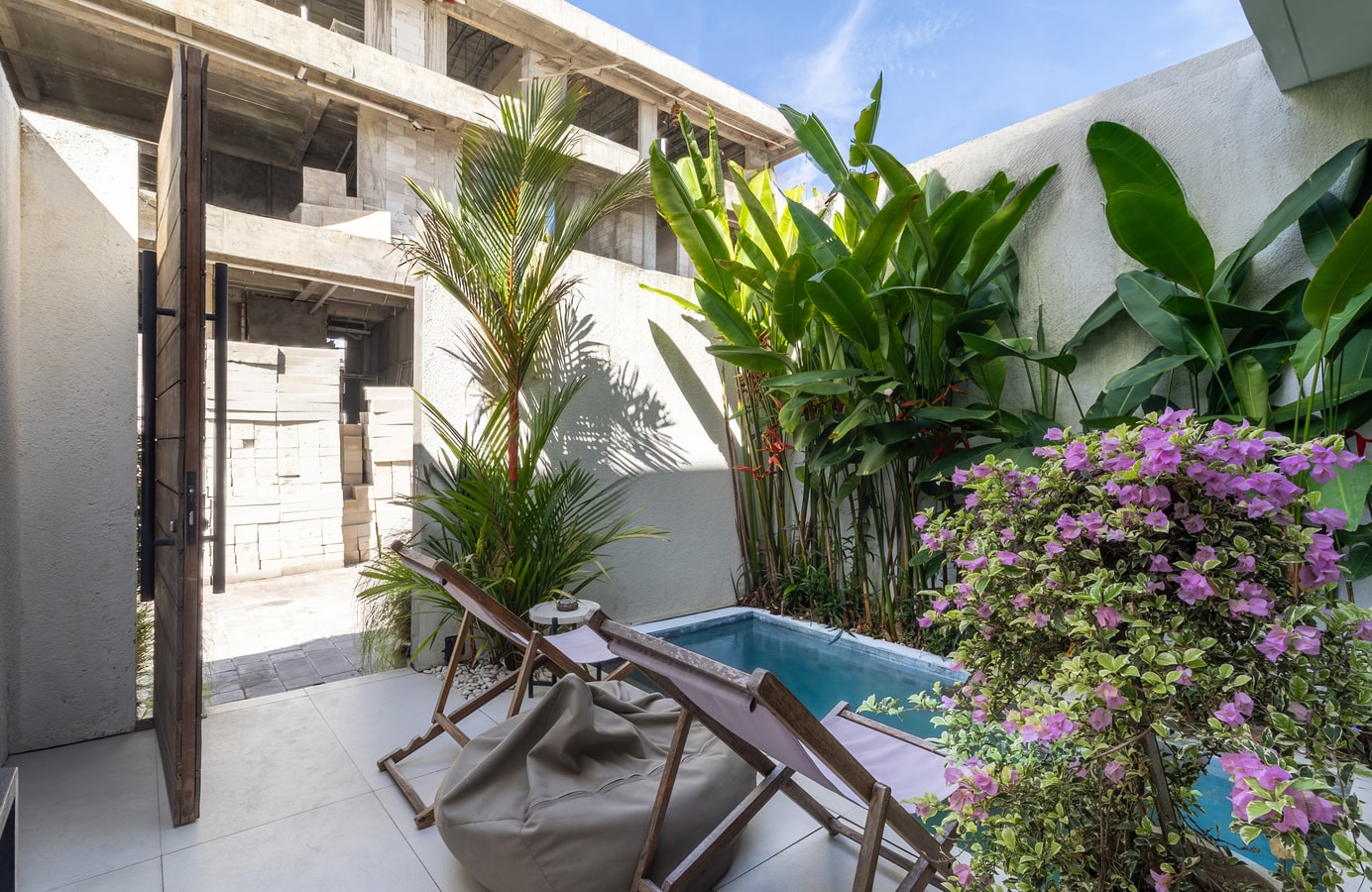 Oasis 9 - 2BR Pool Villa, Near Berawa Beach in Canggu, Bali — image 11