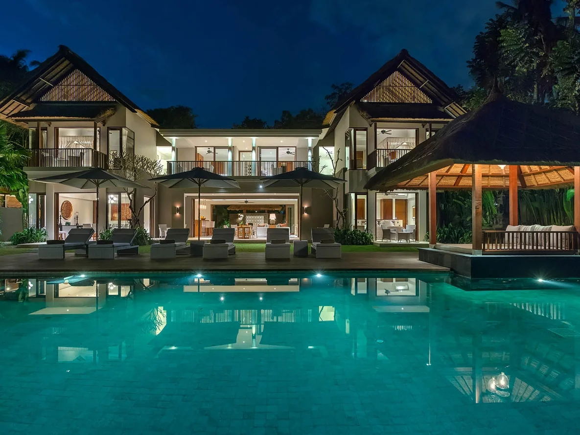 Luxury 5-Bedroom Beachside Villa with Pool & Garden Oasis – BVI3930 — image 7