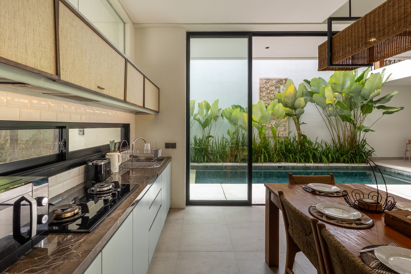 Nivassa - 3BR Villa with Pool, Near Berawa Beach in Canggu, Bali — image 15
