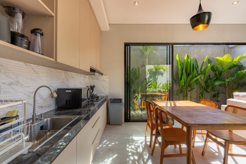 D'Pavilion A7 - 3 Bedroom Villa with Pool, Seseh in Pererenan, Bali — image 2