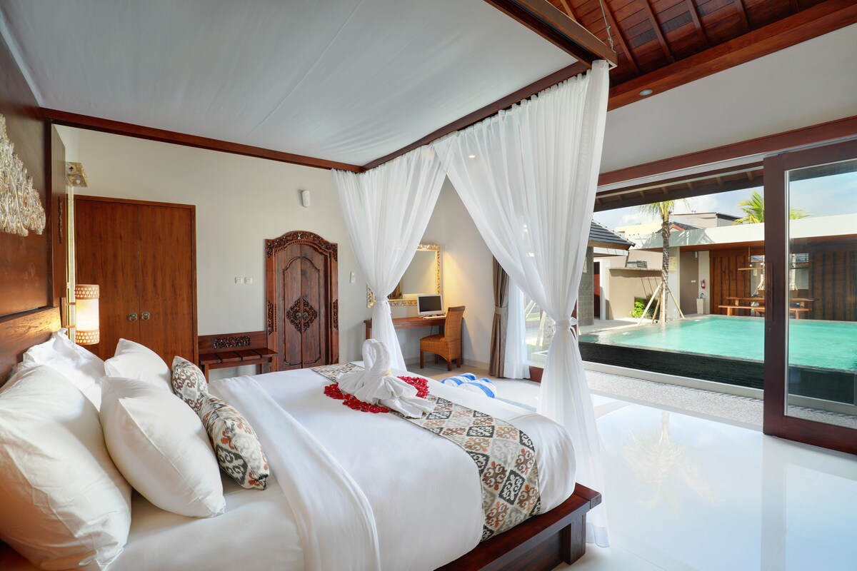 Exotic Modern Escape 1 Bedroom Private Villa in Jimbaran — image 3