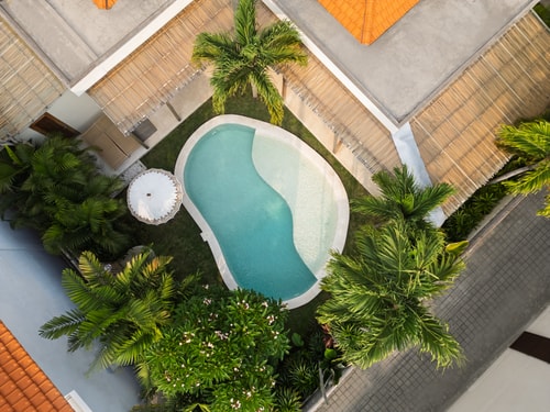 3BR Luxury Villa | Near Desa Kitsuné & Pool in Canggu, Bali — image 8