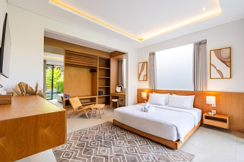 Yoki - 4BR Villa with Pool & Gym, Canggu in Canggu, Bali — image 6
