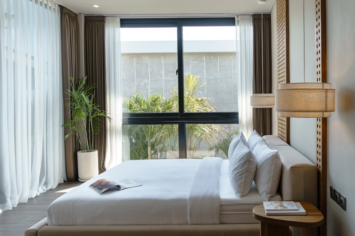 Amanora — 5BR Villa Rental in Canggu — image 6