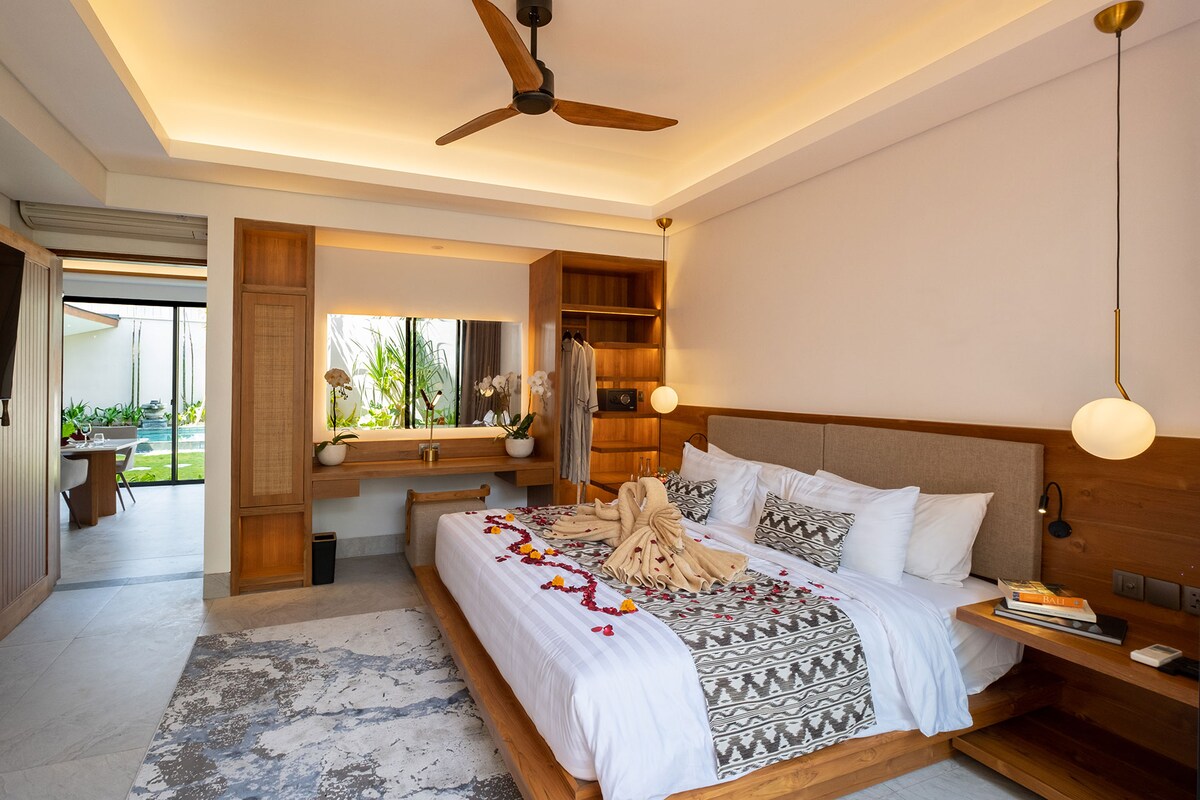 Echo Beach Dream 3 Bedroom Private Villa in Canggu — image 3