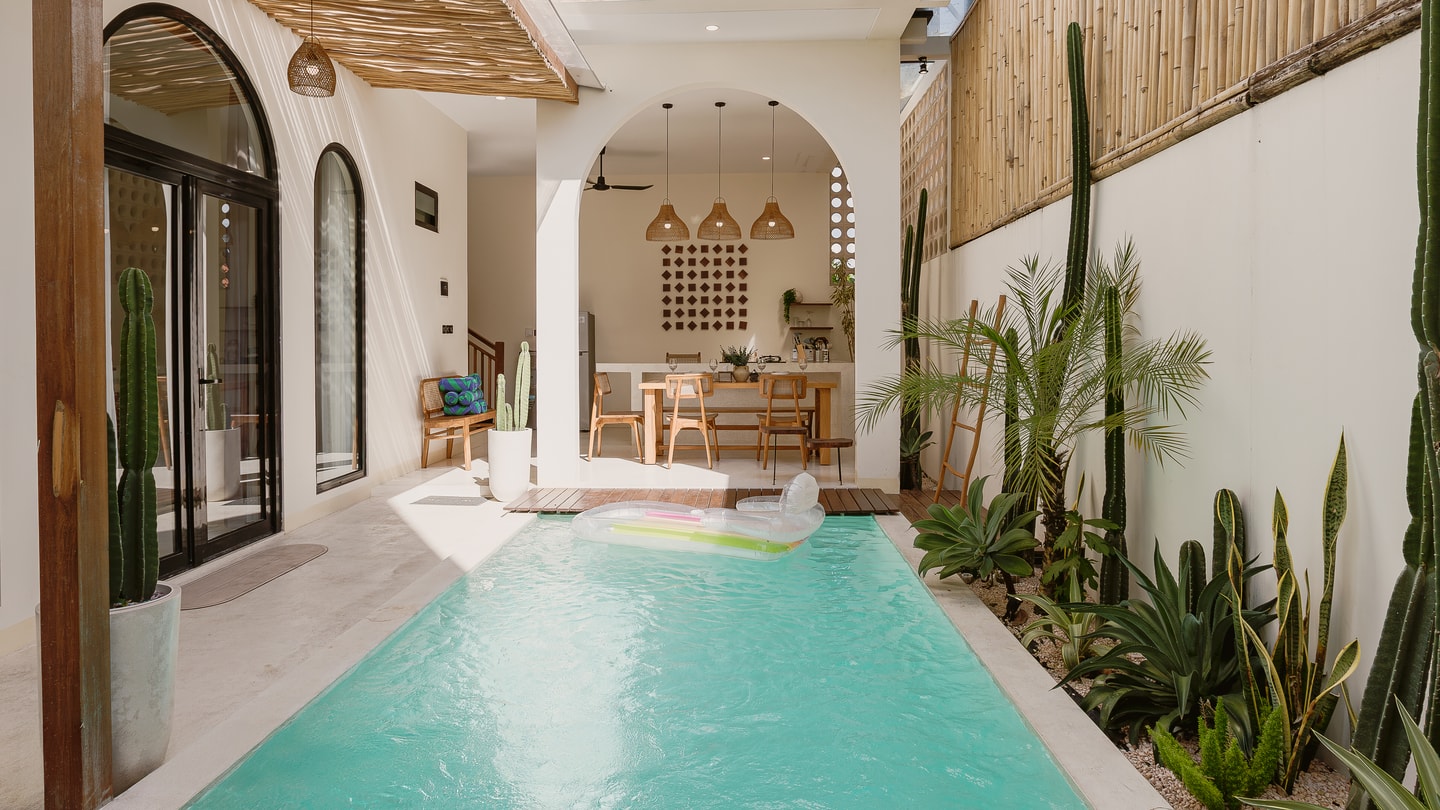 Seffalas B - 3 Bedroom Rooftop Villa Pool, Umalas in Canggu, Bali