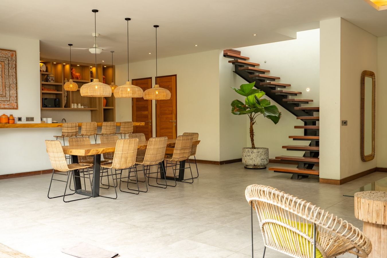 Flores - 4 Bedroom Villa with Long Pool, Berawa in Canggu, Bali — image 19