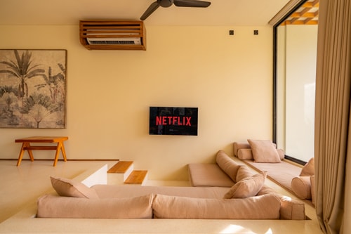 Elegant 1BR Canggu | Pool & Sunset Paddy Balcony in Canggu, Bali — image 18