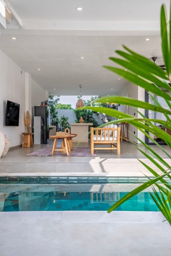 Modern Canggu 2BR Tropical Villa | Pool & Rooftop in Canggu, Bali — image 14