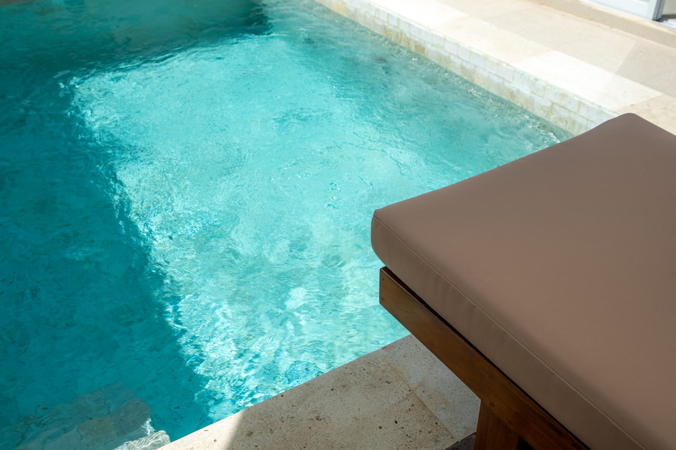 2BR Uluwatu Villa: Pool & Sunset Deck | Near Beach in Ungasan, Bali — image 19