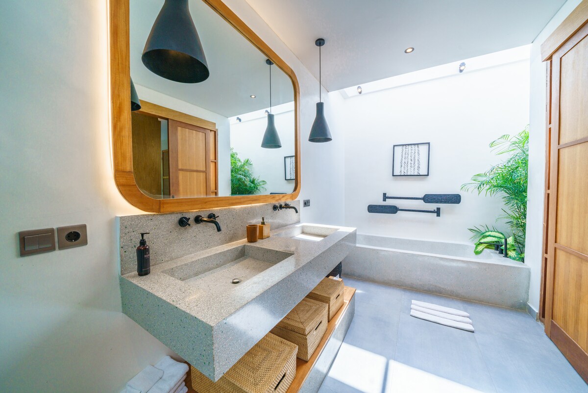 Villa Mango III — 4BR Villa Rental in Canggu — image 3