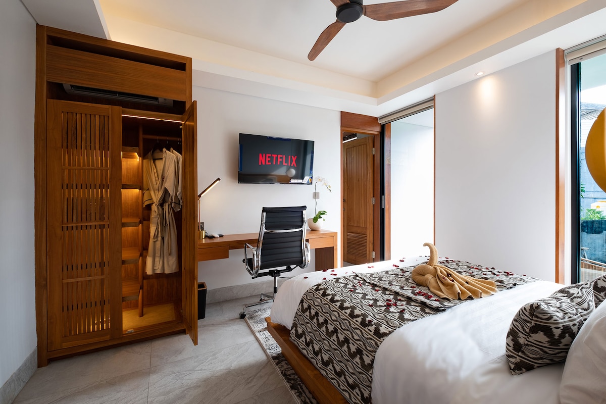 Moments To Shore 3 Bedroom Private Villa in Canggu — image 2