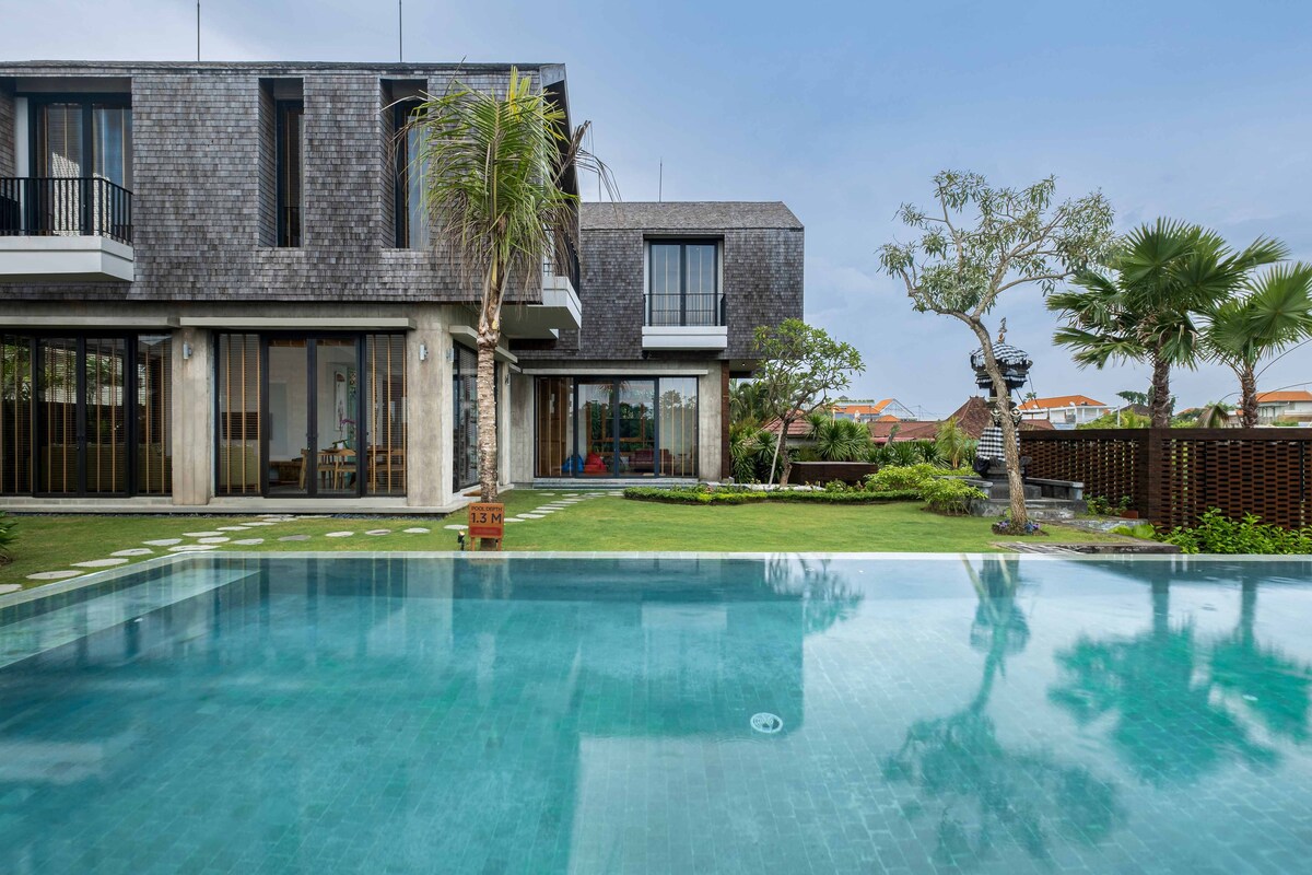 Lush Modern Hideaway 3 Bedroom Private Villa in Canggu — image 10