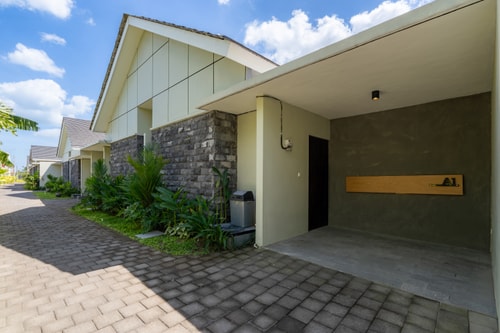 Three Bedroom Villa in Pererenan, Bali — image 8
