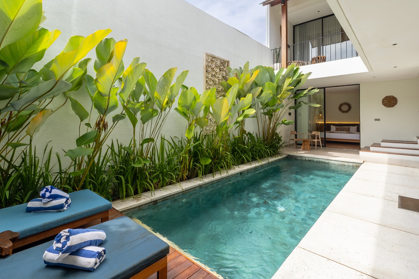Nivassa - 3BR Villa with Pool, Near Berawa Beach in Canggu, Bali