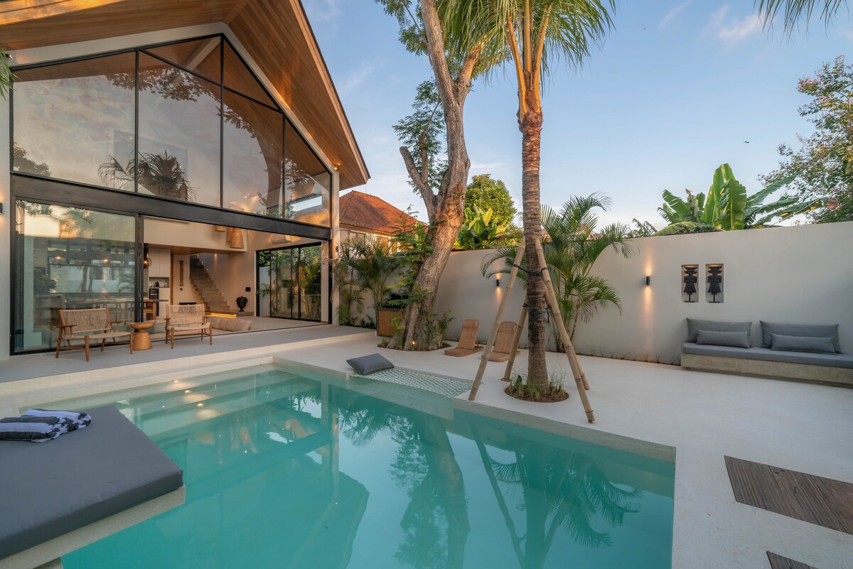 Villa Vaya — 3BR Villa Rental in Seminyak — image 4