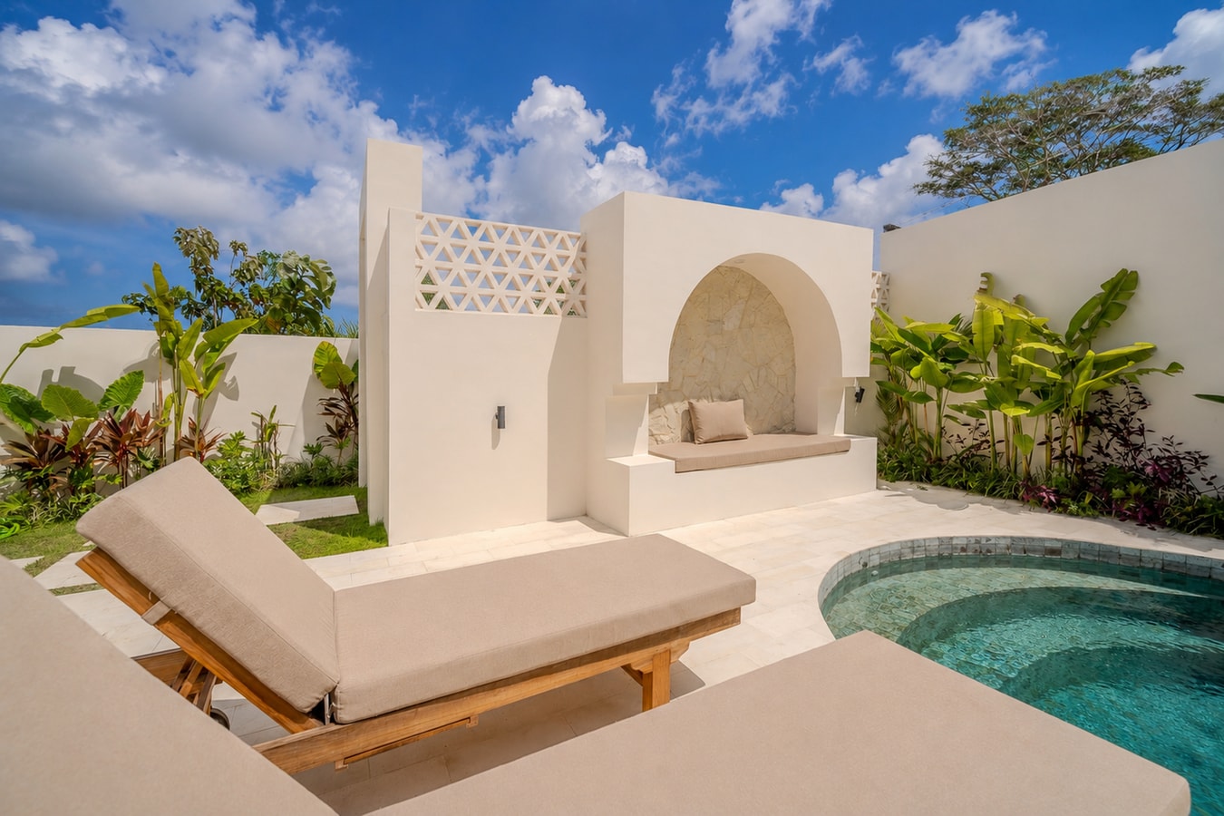 Aintrazy - 3BR Pool and Paddy View Villa, Uluwatu in Pecatu, Bali — image 17