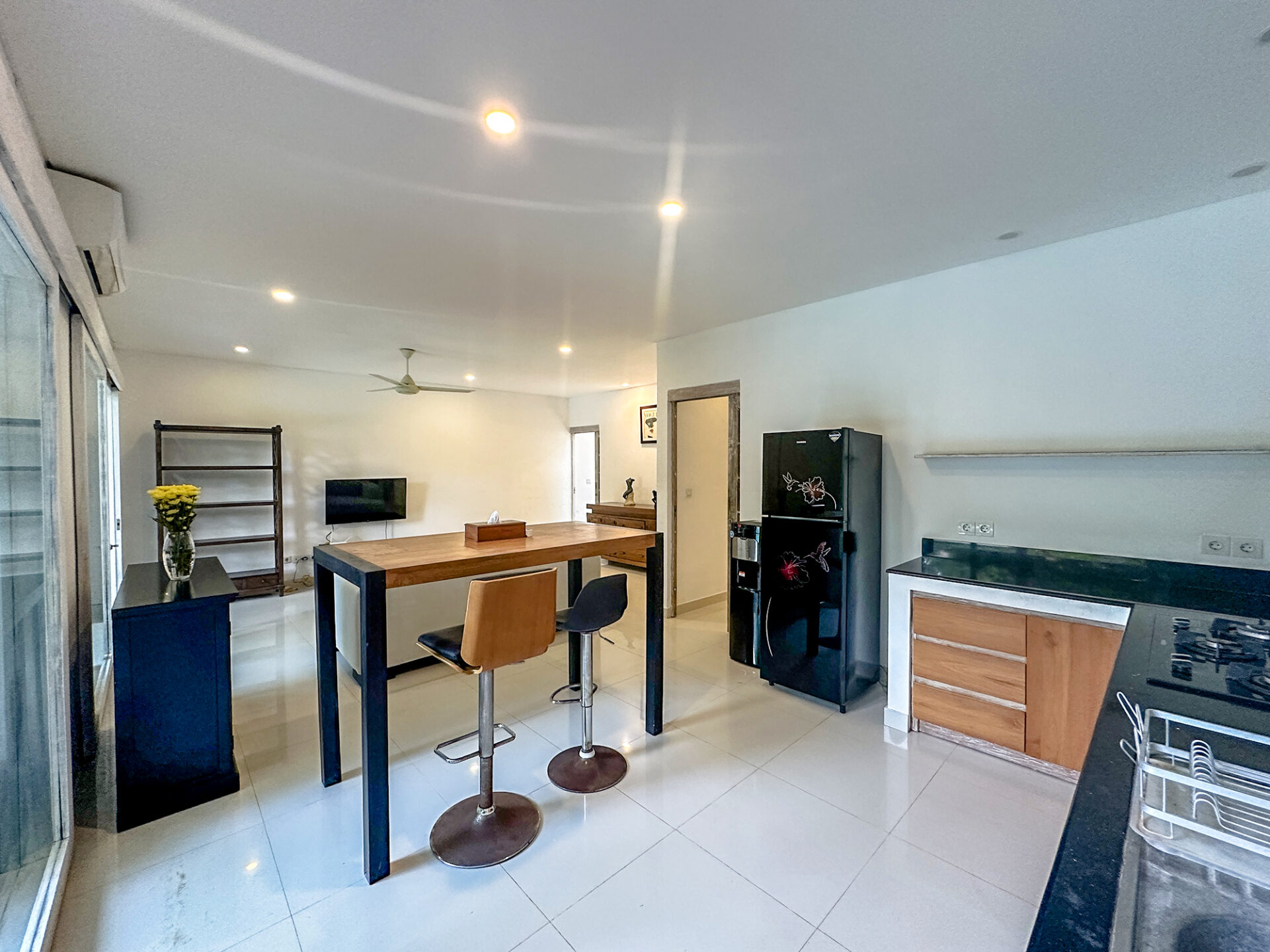 1 BEDROOM TROPICAL VILLA WITH LARGE GARDEN – YEARLY RENTAL — image 7