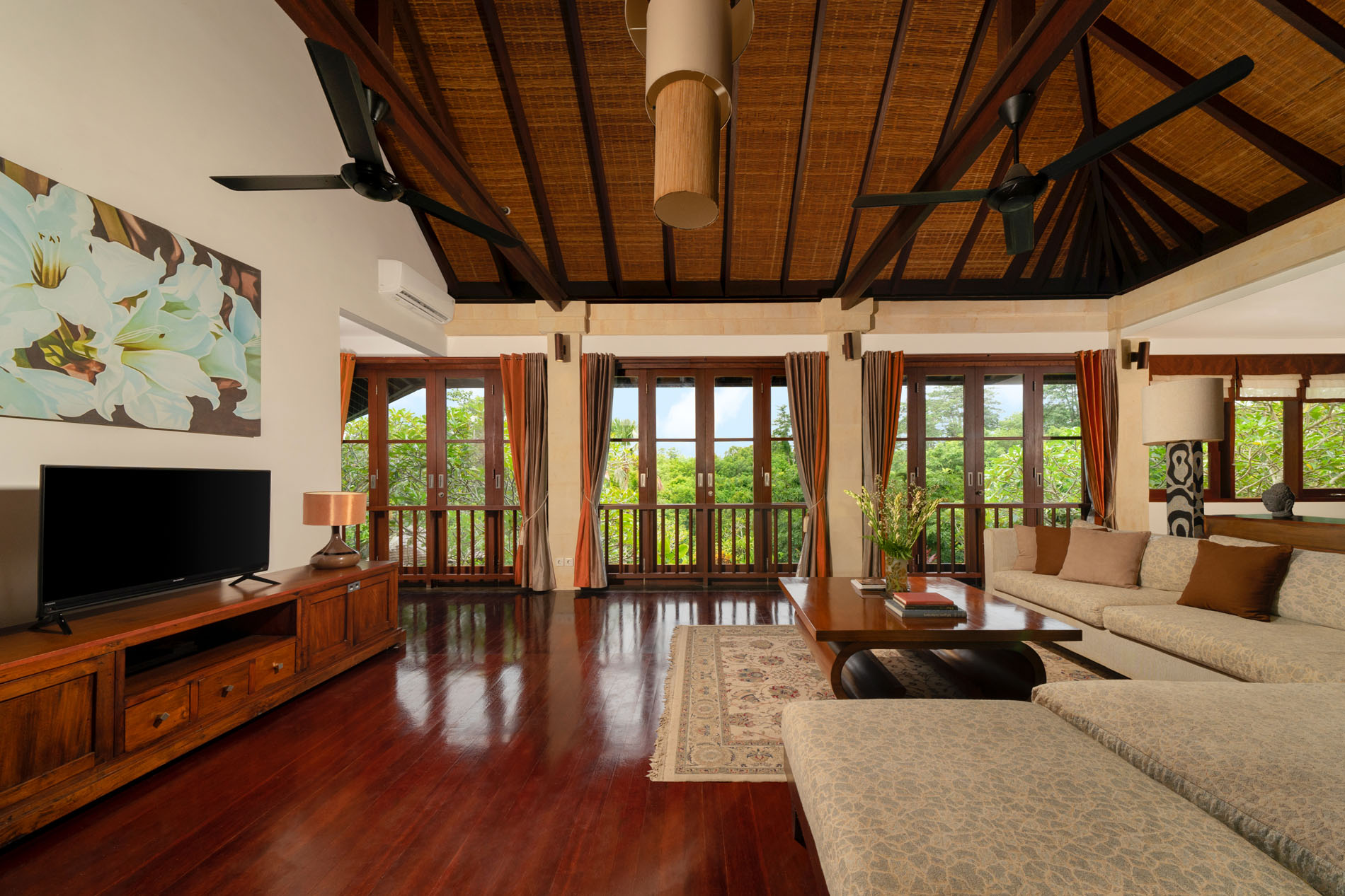 Villa Ambiente | 4 Bedroom Luxury Private Villa Jimbaran — image 16