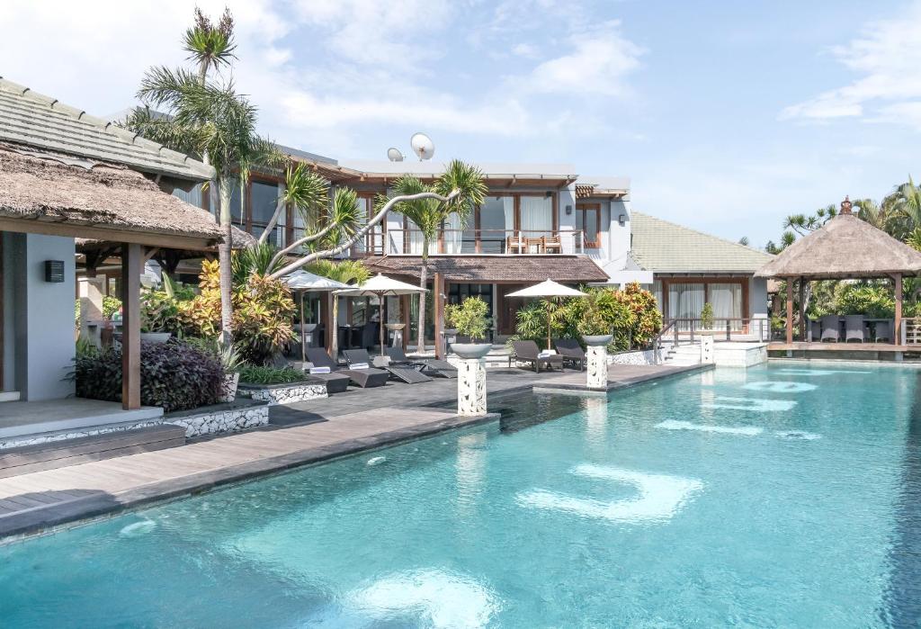 Panoramic Bayview Estate 10 Bedroom Private Villa in Jimbaran — image 7