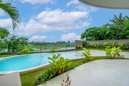 3BR Pirvate Gateaway Dream, Pool & Rice Field in Tabanan, Bali — image 14