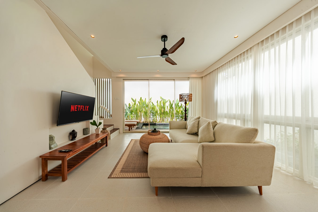 Binginzie - Balcony Pool Villa, Near Bingin Beach in Pecatu, Bali — image 3