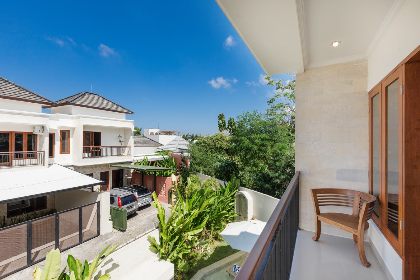 3+1 BR - Near Gwk & Quiet Neighbourhood in Ungasan, Bali — image 9