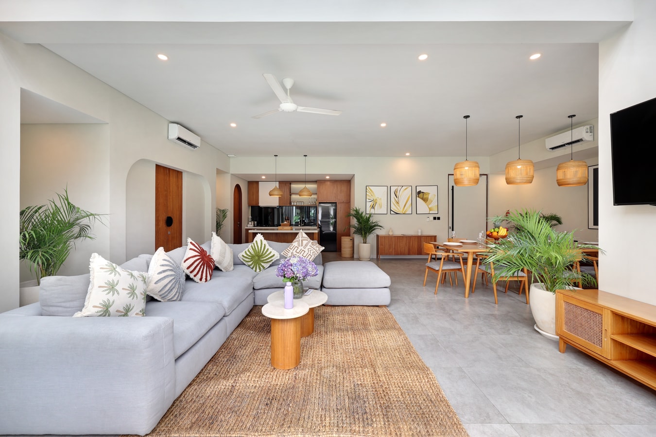 Berawa Escape 4BR Villa | Private Pool & Rooftop in Canggu, Bali — image 3