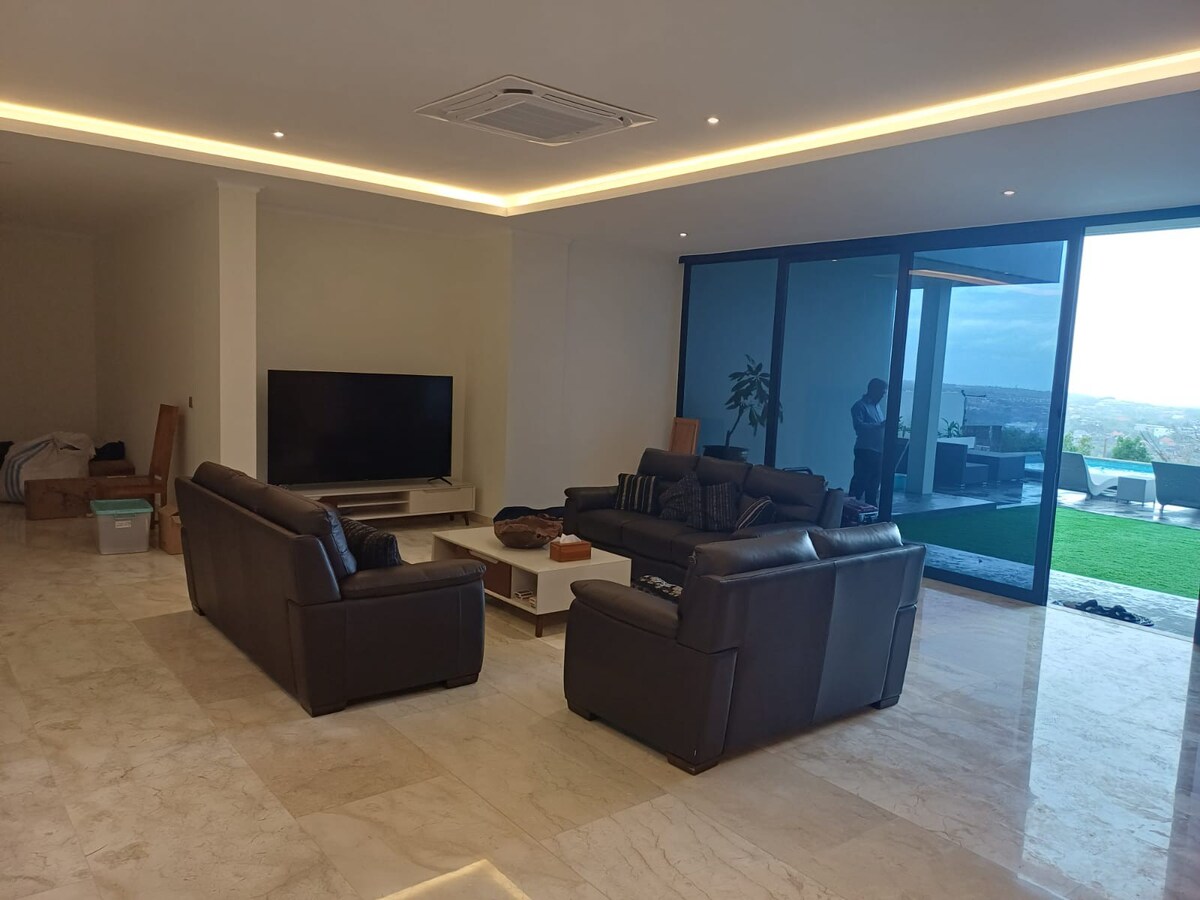 Seaview Uluwatu — 6BR Villa Rental in Uluwatu — image 3