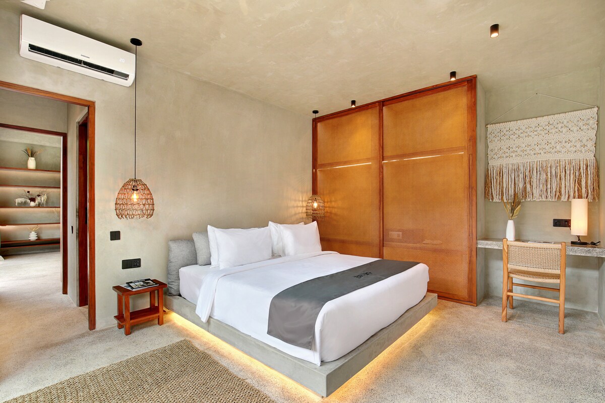 Peaceful Poolside Sanctuary 2 Bedroom Private Villa in Ubud — image 4