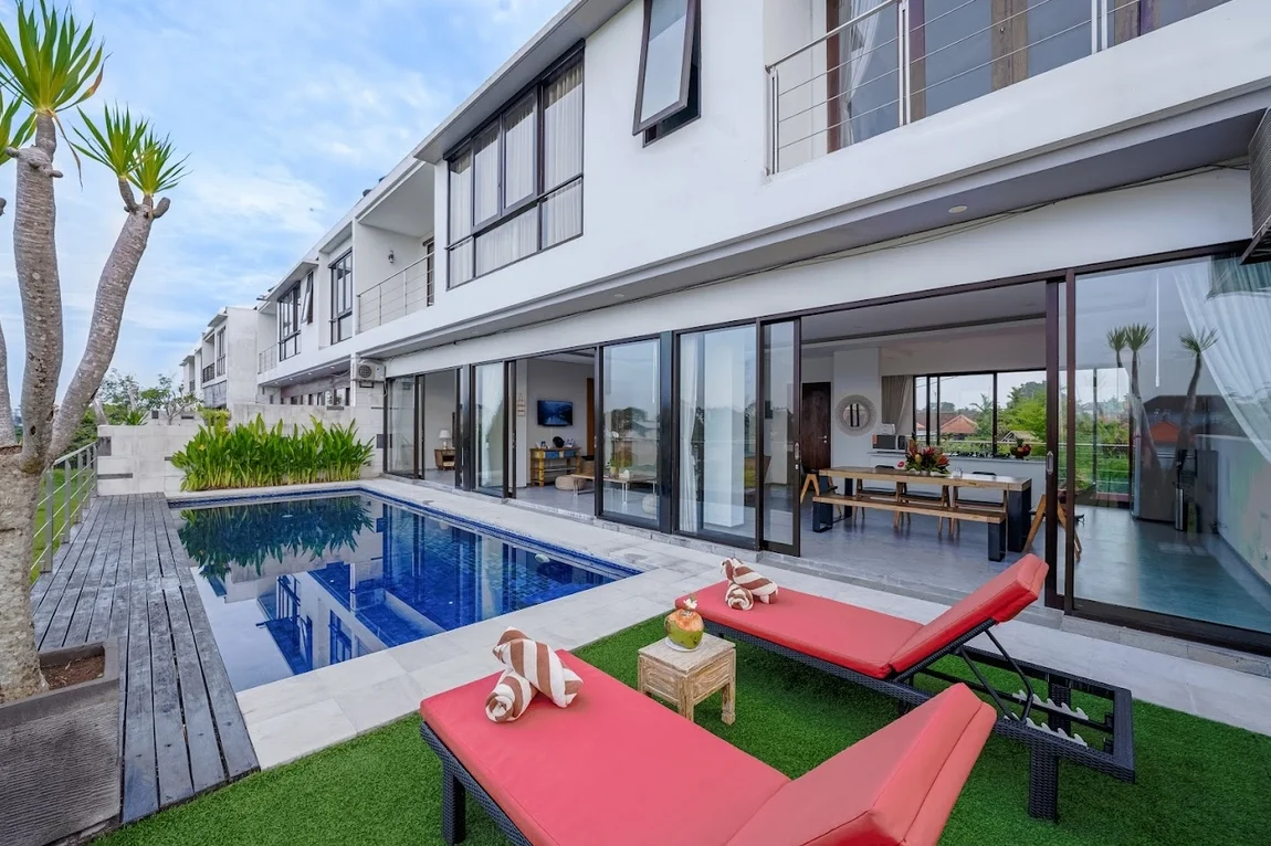 4-Bedroom Villa Rental with Private Pool near Seminyak – Stylish Hideaway — image 4
