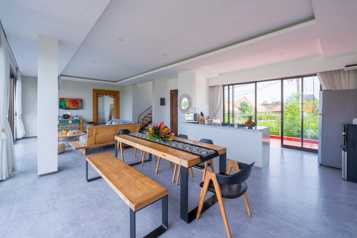 4-Bedroom Villa Rental with Private Pool near Seminyak – Stylish Hideaway — image 13