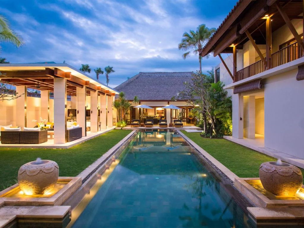Luxury 6-Bedroom Villa in the Heart of Seminyak – BVI2360