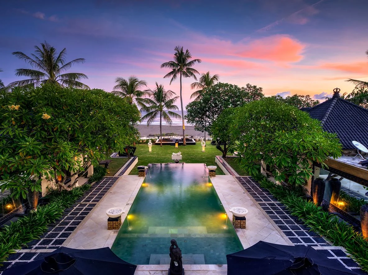 Hidden Luxury by the Sea – A Six-Bedroom Escape on Bali’s Serene Southeast Coas – BVI4588