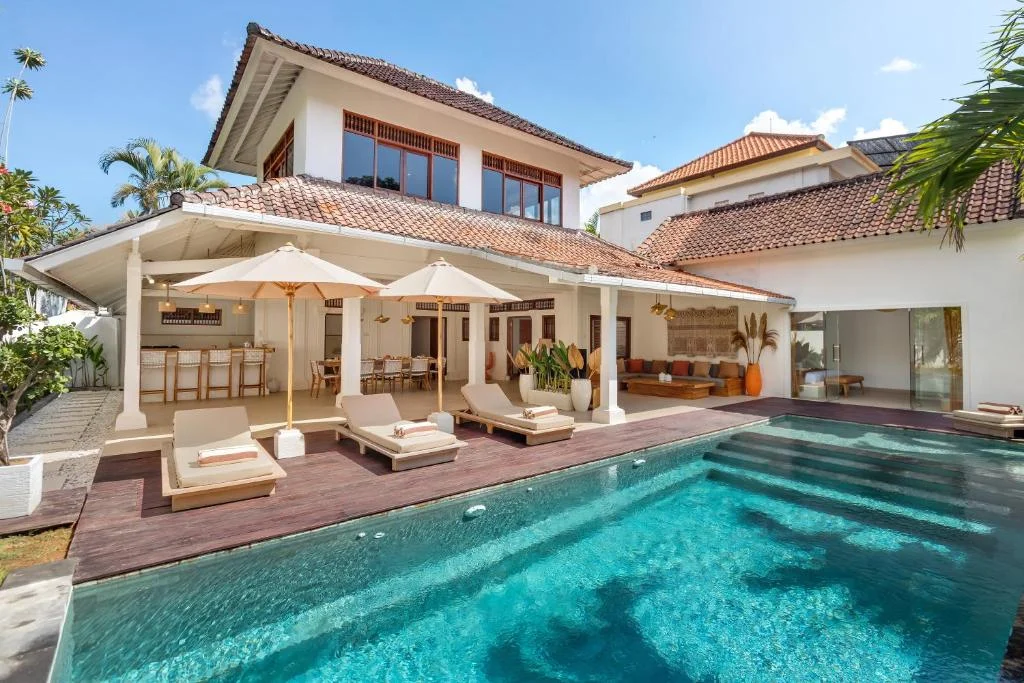 Modern 4-Bedroom Villa in the Heart of Seminyak – BVI46931