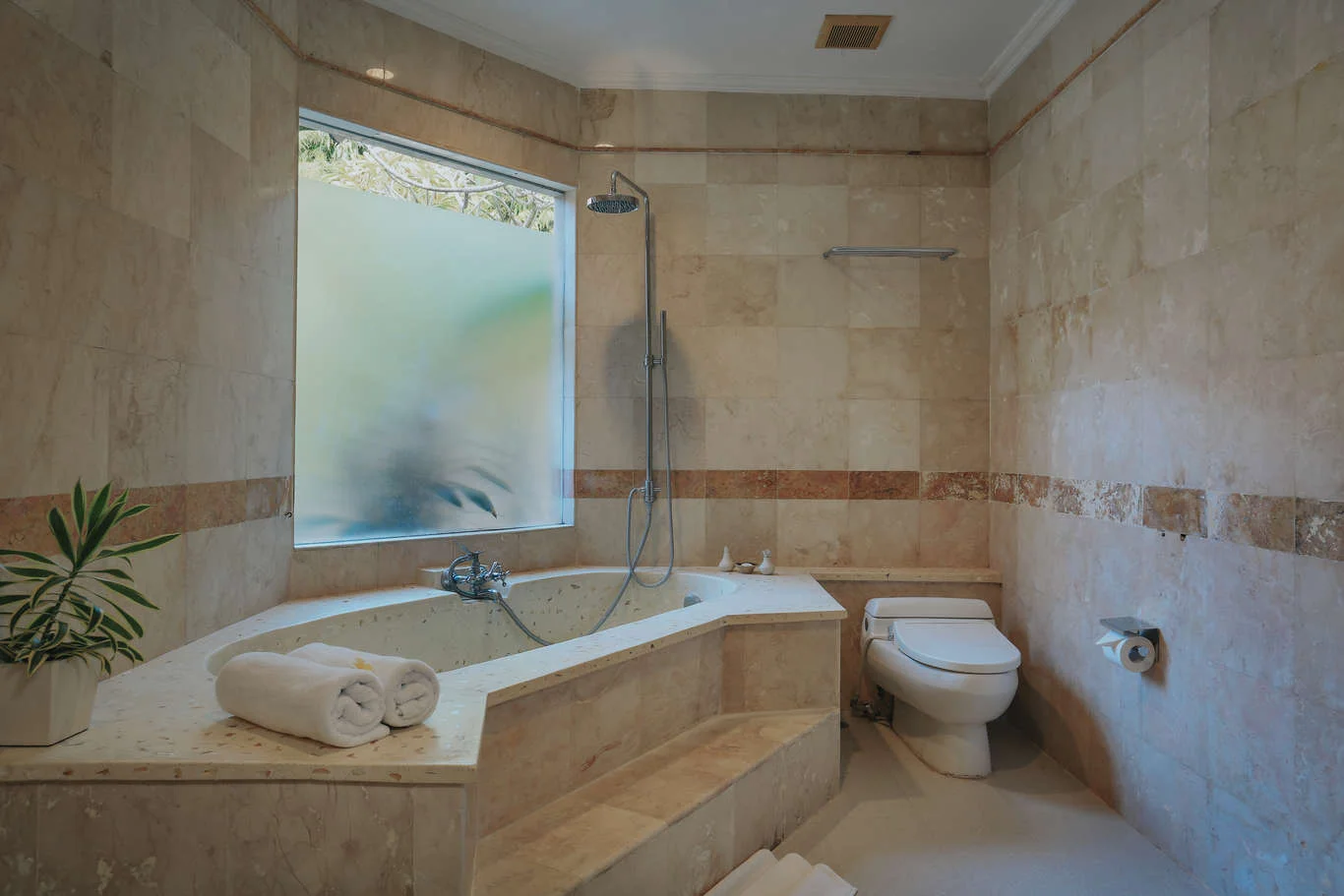 One Bedroom Executive Private Pool Villa – A Romantic Sanctuary in Sanur — image 10
