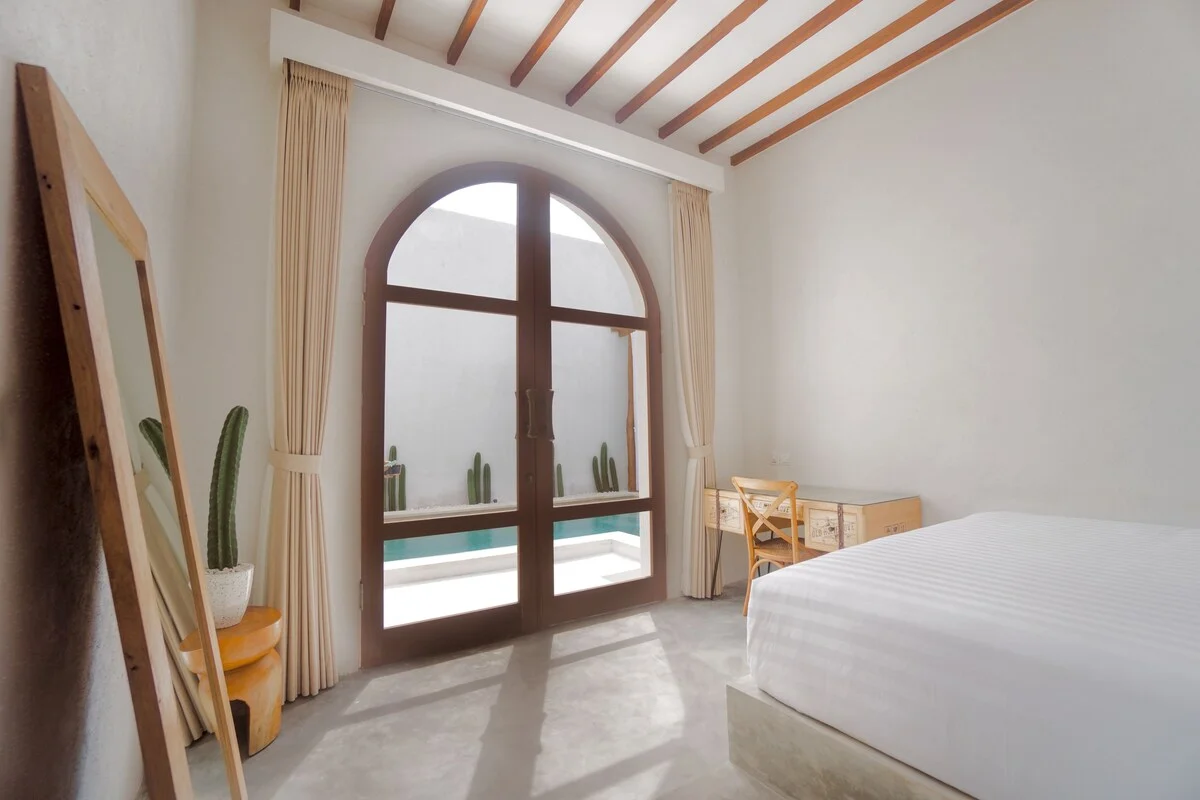 Modern 2-Bedroom Minimalist Villa with Private Pool in Kerobokan — image 14