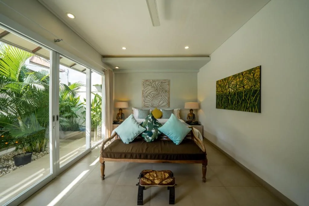 Chic 4-Bedroom Villa with Private Pool in Central Sanur – Walk to Beach & Shops — image 14
