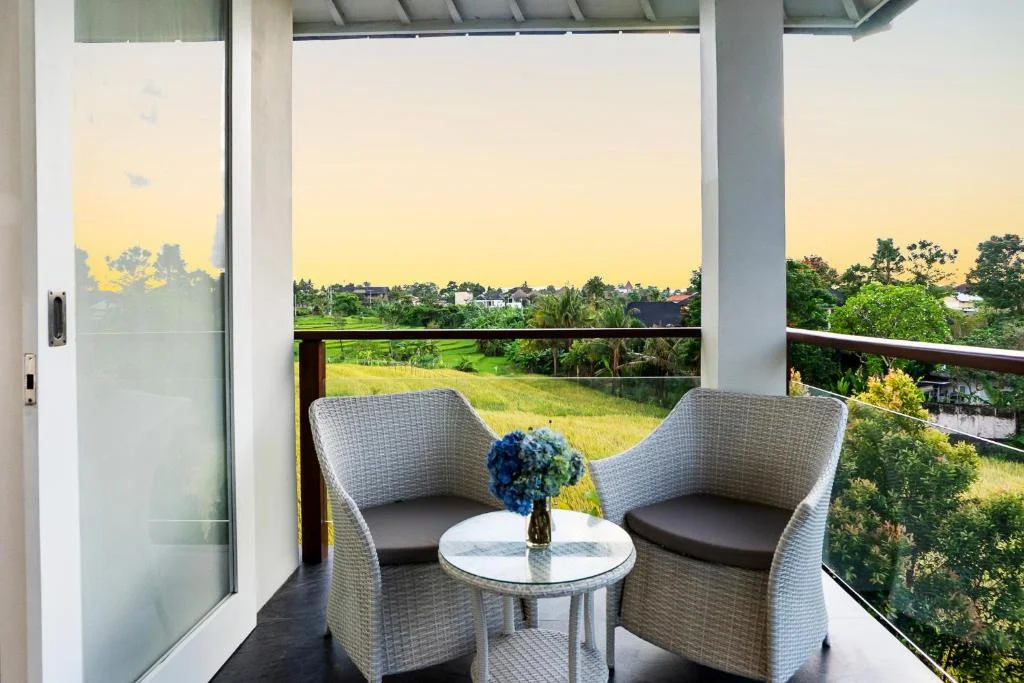 Luxury 8-Bedroom Ocean-View Villa in Pererenan – Event-Ready Paradise Near the Beach — image 11