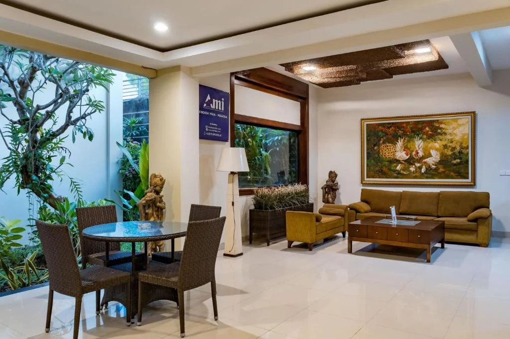 Elegant 6-Bedroom Villa with Huge Sofa Lounge & Open-Air Living in Nusa Dua — image 9