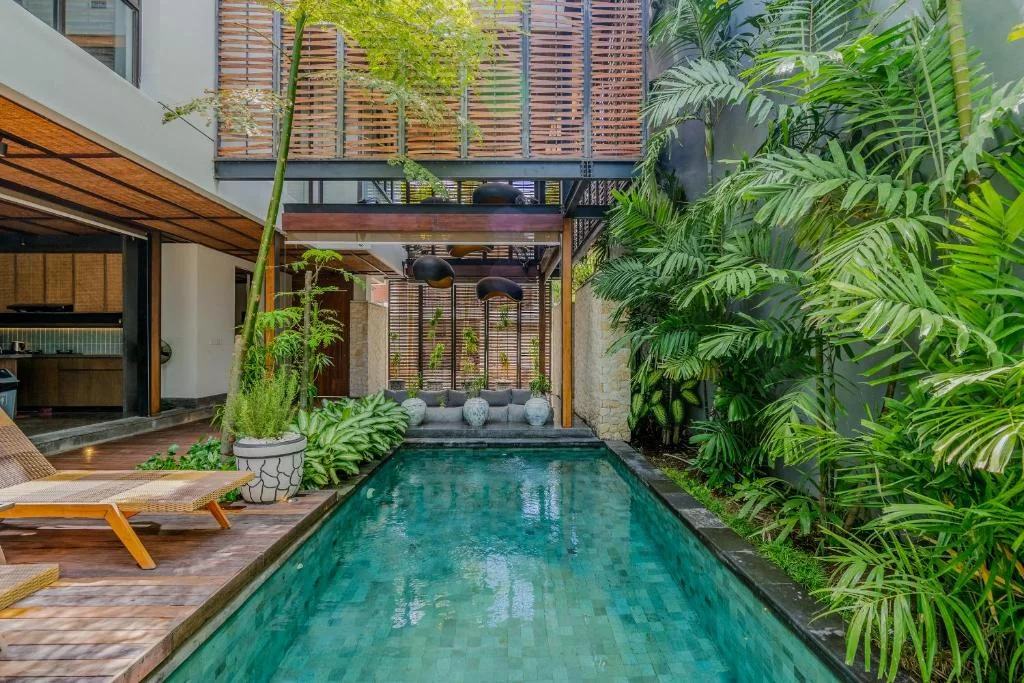 Modern Luxury Villa in Canggu – 5 Ensuite Bedrooms, Ideal for Families – BVI49631