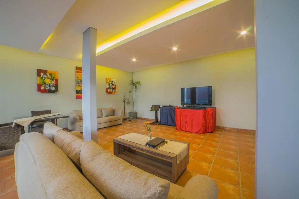 Private 2BR Villa w/ Pool Near Seminyak – Family Friendly — image 14