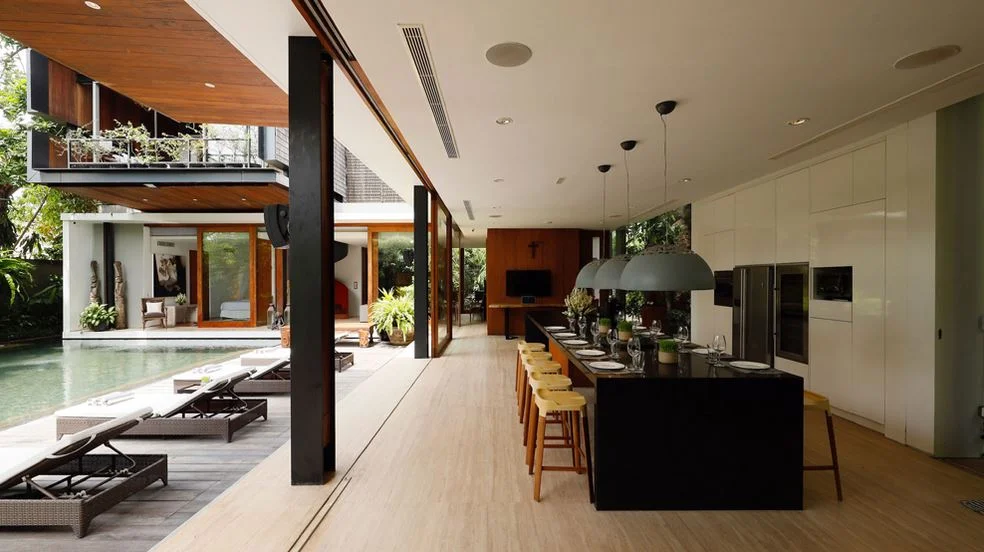 Ultra-Modern 5BR Luxury Villa in Trendy Sanur – 5 Min Walk to Beach — image 13