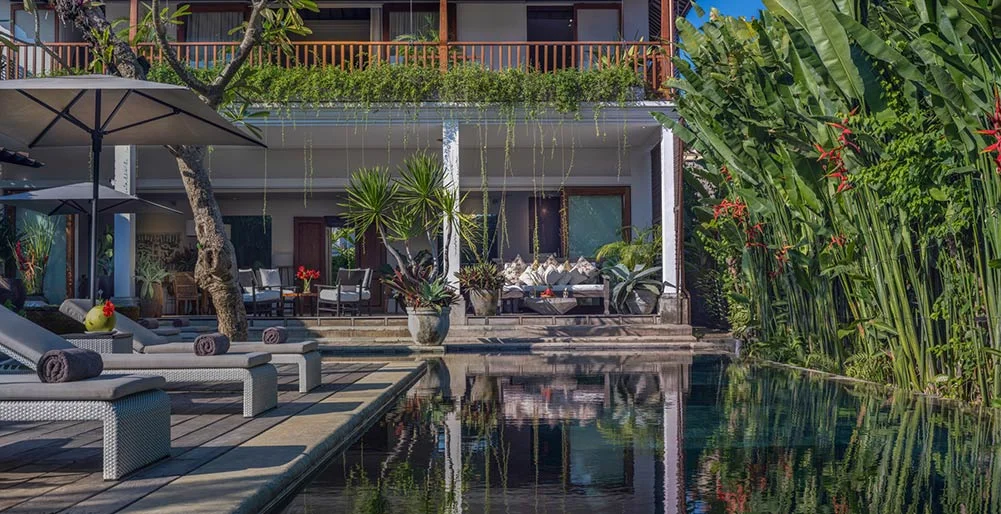 Oceanfront 4-Bedroom Sanctuary in Tanah Lot, Bali — image 13