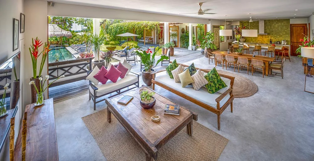 Oceanfront 4-Bedroom Sanctuary in Tanah Lot, Bali — image 10