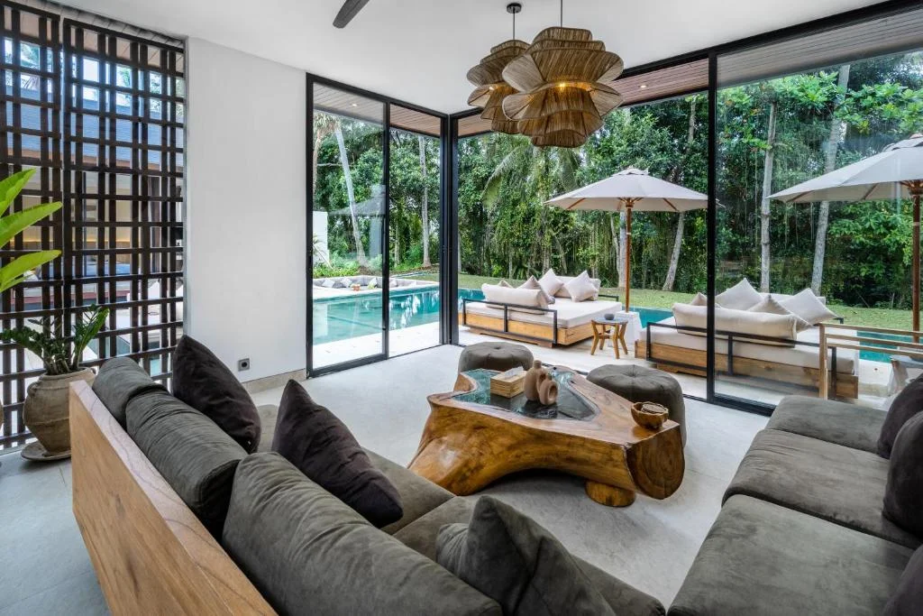 5BR Modern Luxury Villa in Pejeng Kawan, Ubud – Pool & Garden Oasis — image 18