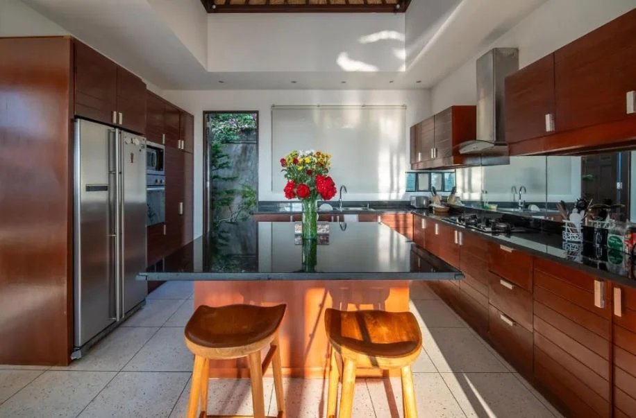 Stylish 4–5BR Family Villa with Ocean Views & Sunset Infinity Pool in Jimbaran – VI50939 — image 15