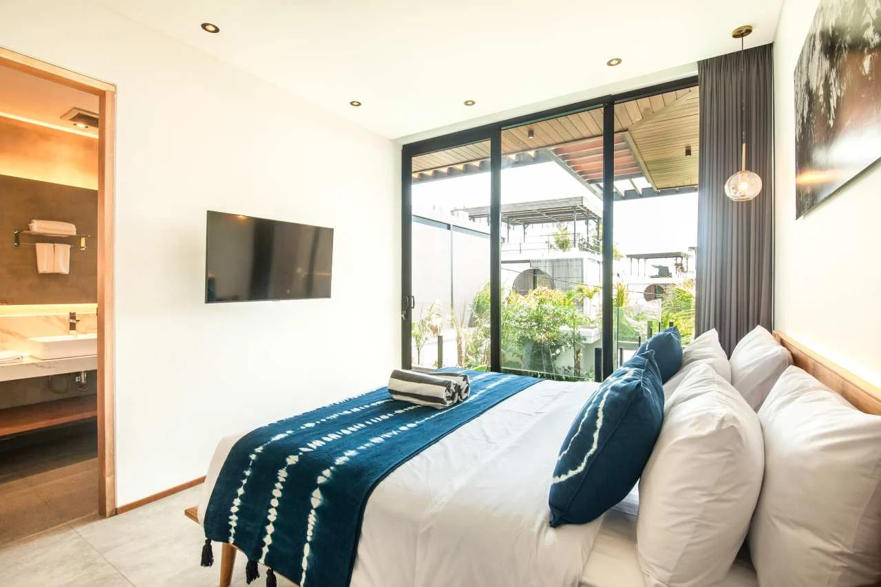 Luxury 4-Bedroom Villa in Pererenan Canggu with Private Pool — image 9