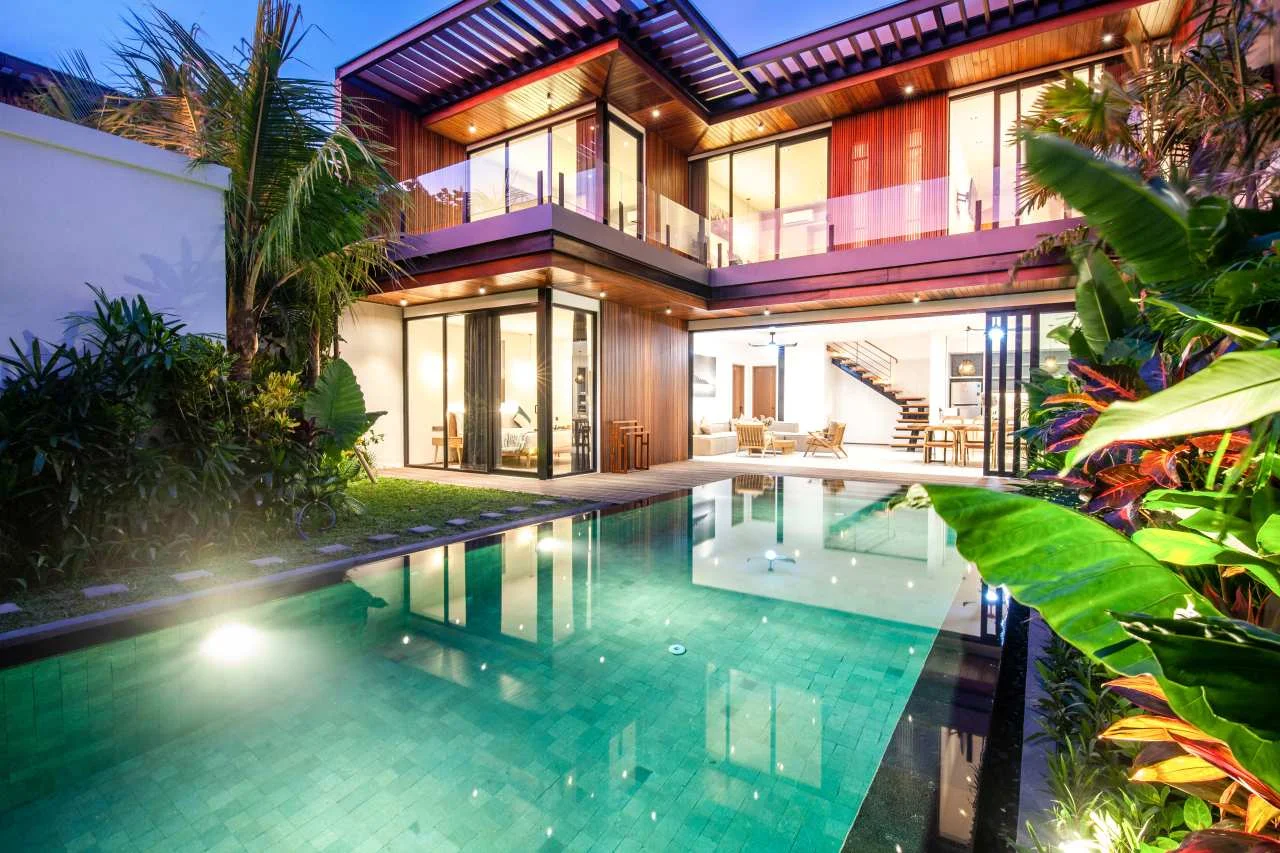 Luxury 4-Bedroom Villa in Pererenan Canggu with Private Pool — image 5