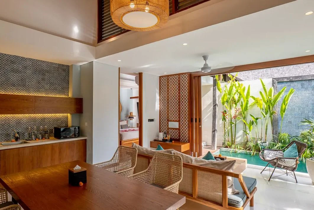2BR Romantic Honeymoon Villa with Private Pool in Sanur — image 7